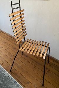 Stuhl seitlich